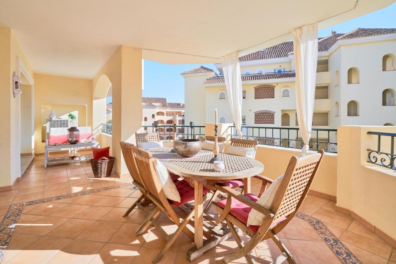 Marbella SunCity Esterno foto